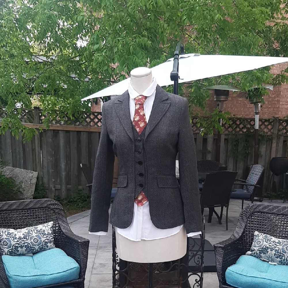 Classic Gray Women Built In Vest  Blazer